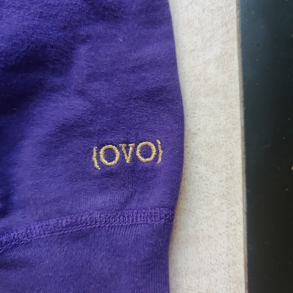 OVO brand crew neck - Picture 5 of 8